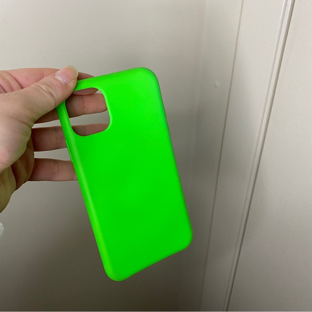 PRINCESS POLLY The Classic IPhone 11 Case Neon Green